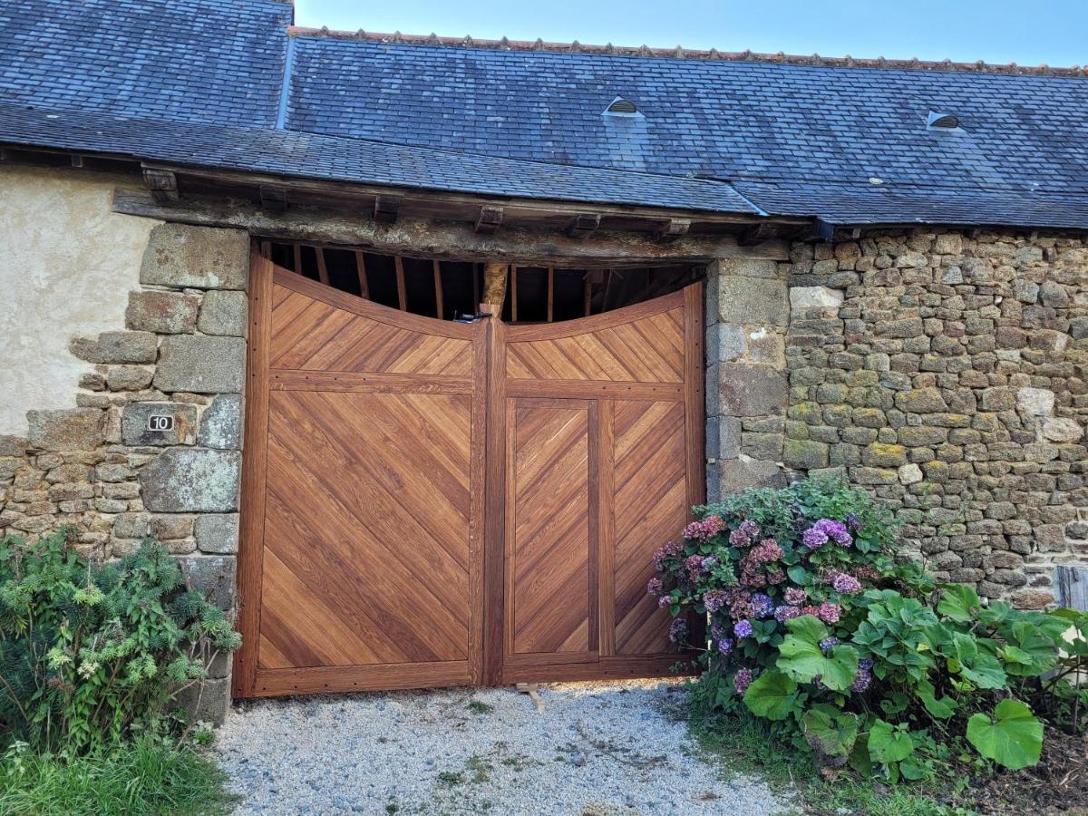 Gite Et Chambres De La Porte Du Parc Les Iffs Exterior foto