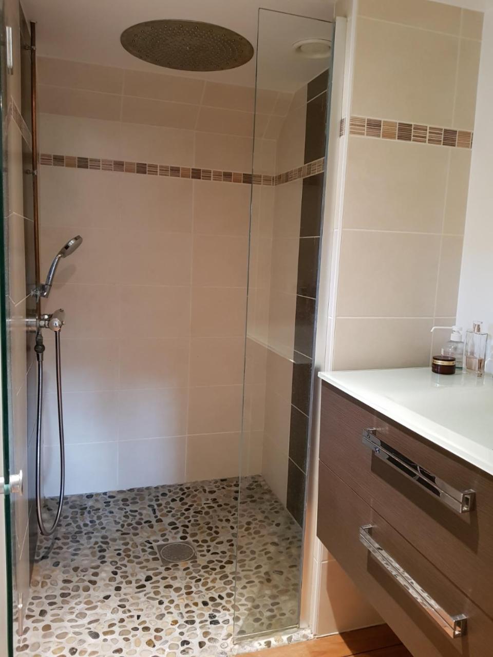 Gite Et Chambres De La Porte Du Parc Les Iffs Exterior foto