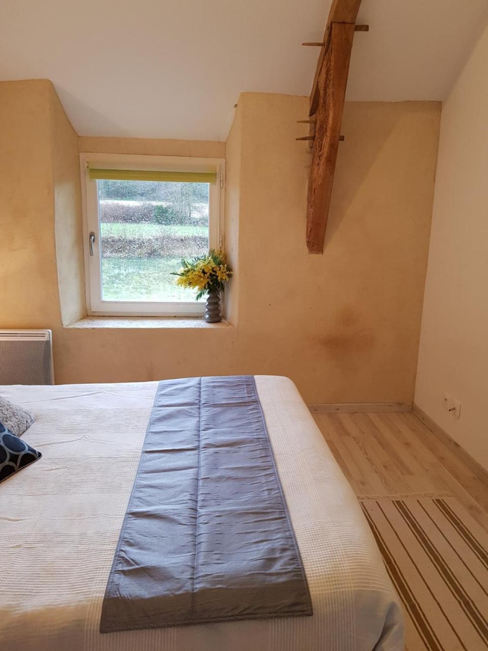 Gite Et Chambres De La Porte Du Parc Les Iffs Exterior foto